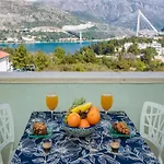 Apartment Meri & Karla - Two Bedroom With Balcony And Sea View