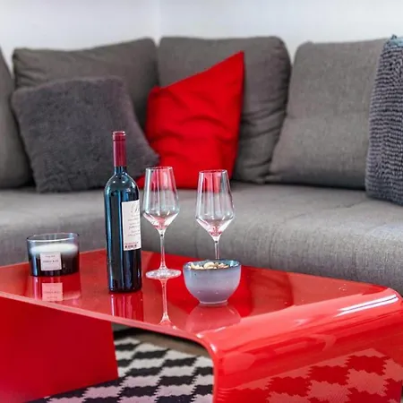 Meri & Karla - Two Bedroom With Balcony And Sea View * Dubrovnik