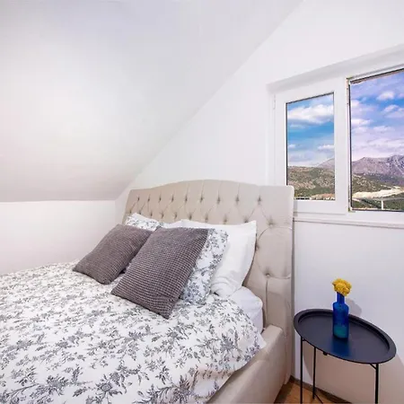 Meri & Karla - Two Bedroom With Balcony And Sea View Apartment Dubrovnik