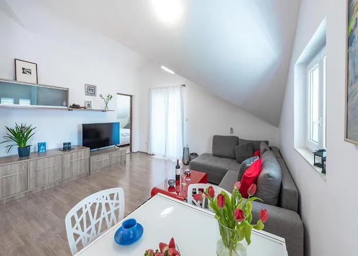 Apartament Meri & Karla - Two Bedroom With Balcony And Sea View Dubrownik