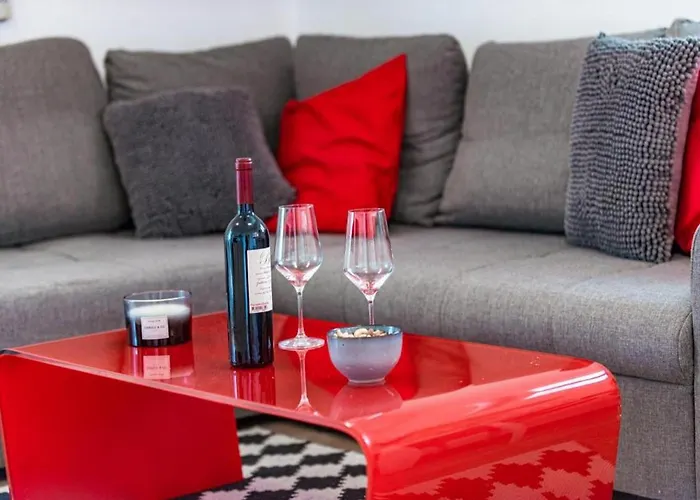 Meri & Karla - Two Bedroom With Balcony And Sea View * Dubrovnik