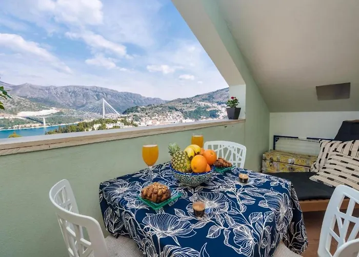 Meri & Karla - Two Bedroom With Balcony And Sea View Apartament Dubrownik