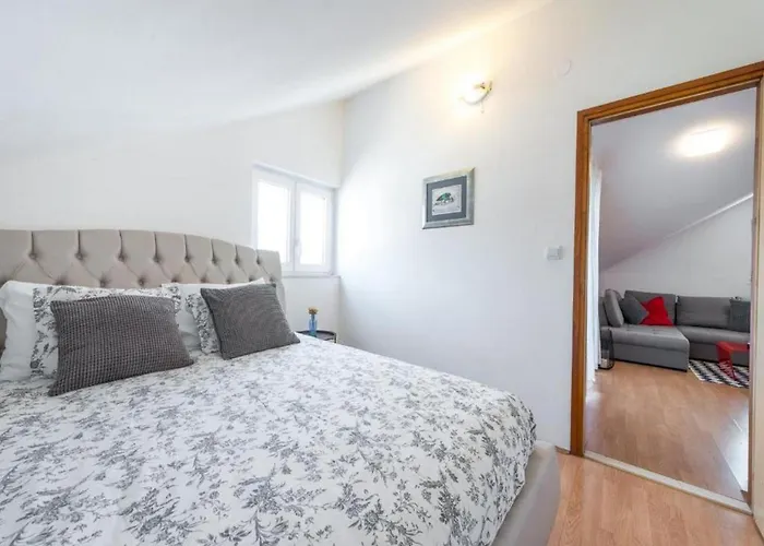 Meri & Karla - Two Bedroom With Balcony And Sea View Apartamento Dubrovnik
