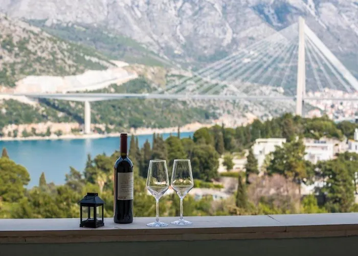 Meri & Karla - Two Bedroom With Balcony And Sea View Dubrownik