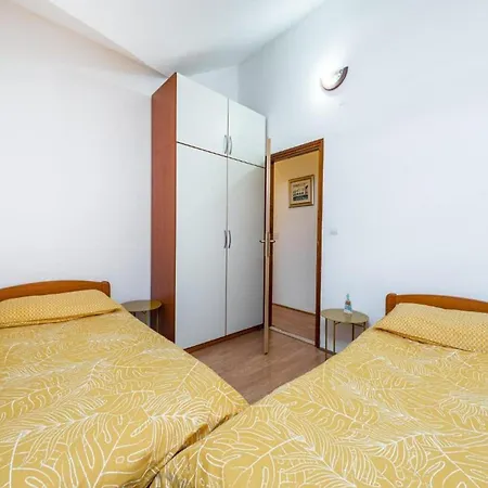 Meri & Karla - Two Bedroom With Balcony And Sea View Дубровник